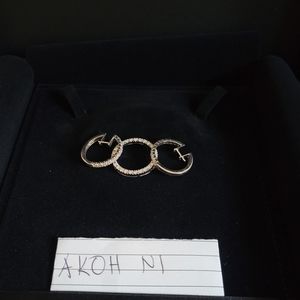 14k white gold setting Diamond Hoop Earring